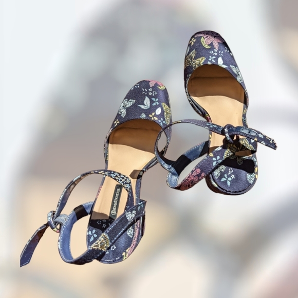 Stradivarius Floral Y2K Platform Chunk Heel - Picture 3 of 4